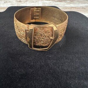 Vintage Gold Buckle Bangle Bracelet with Filigree